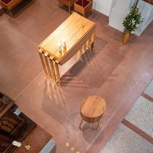 Altar und Ambo