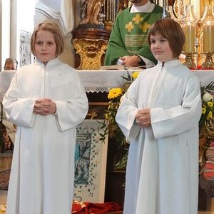 Familienmesse mit Ministrantinnenaufnahme