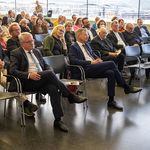 Vertreter:innen der Mitgliedsorganisationen der „Allianz für den freien Sonntag OÖ“ feierten gemeinsam deren 25-jähriges Bestehen im Lentos Kunstmuseum Linz